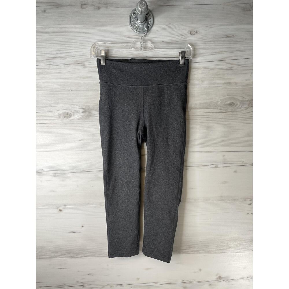 GapFit Capri Leggings Womens XS Gray Heather Cropped Athletic Yoga Pants Stretch